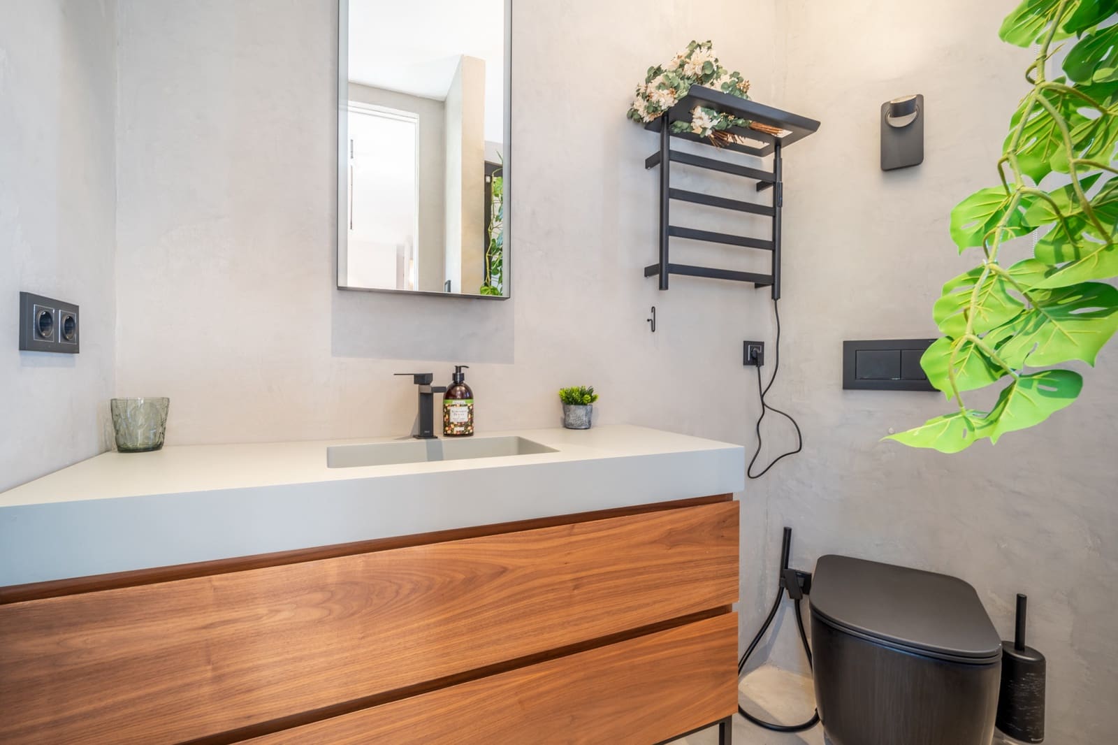 3 chambre Maison de Ville à vendre à Marbella avec piscine - 1 195 000 € (Ref: 9783175)