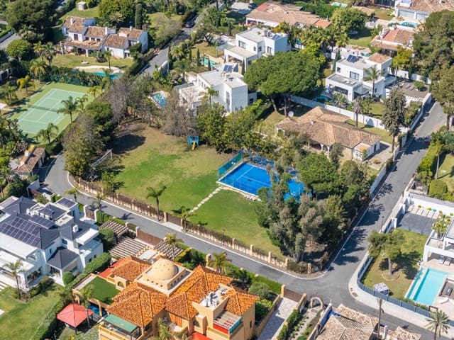 Byggetomt til salgs i Estepona - € 2 950 000 (Ref: 9783176)