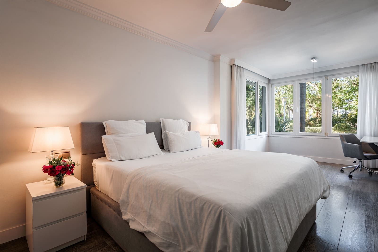 3 bedroom Apartment for sale in Marbella with pool garage - € 4,900,000 (Ref: 9783177)