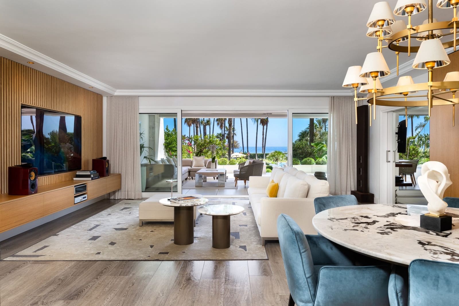 3 bedroom Apartment for sale in Marbella with pool garage - € 4,900,000 (Ref: 9783177)