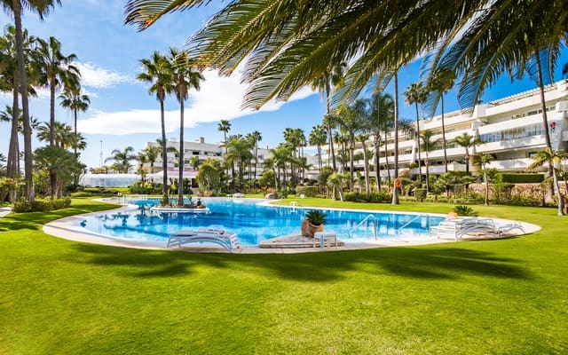 3 quarto Apartamento para venda em Marbella com piscina garagem - 4 900 000 € (Ref: 9783177)