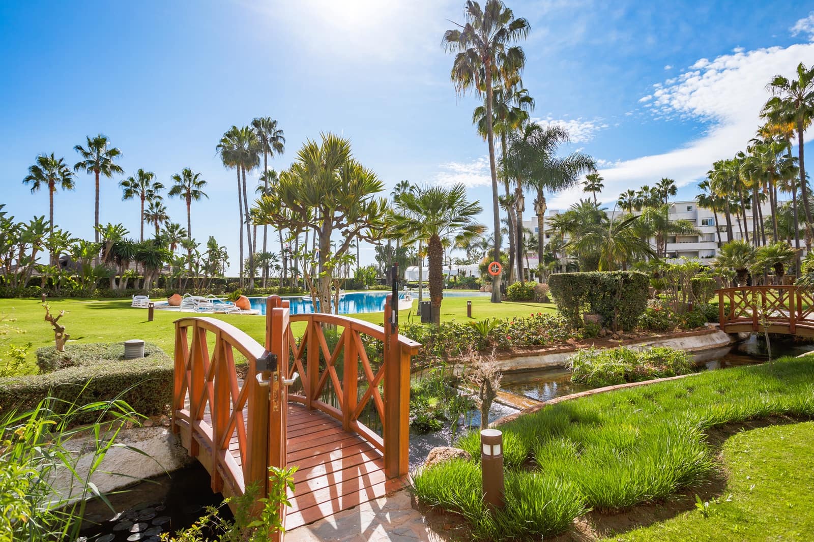 3 bedroom Apartment for sale in Marbella with pool garage - € 4,900,000 (Ref: 9783177)