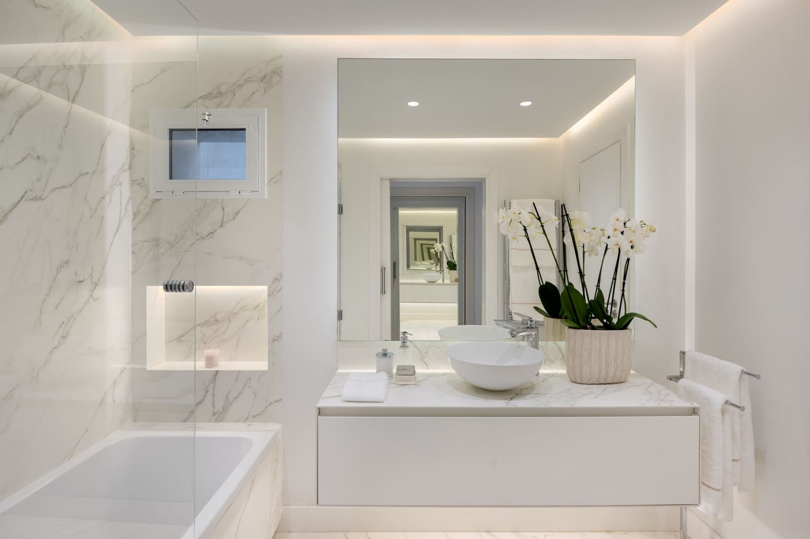 3 chambre Appartement à vendre à Marbella avec piscine garage - 4 900 000 € (Ref: 9783177)