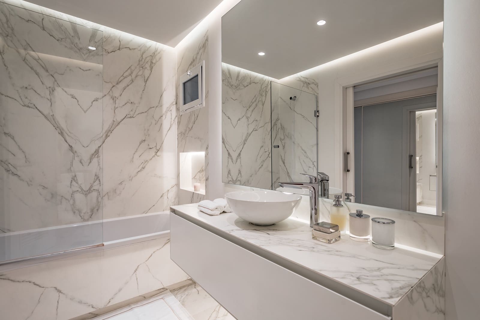 3 chambre Appartement à vendre à Marbella avec piscine garage - 4 900 000 € (Ref: 9783177)