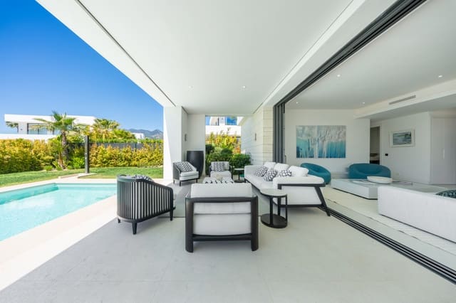 5 sypialnia Willa na sprzedaż w Marbella z basenem garażem - 3 095 000 € (Ref: 9788256)