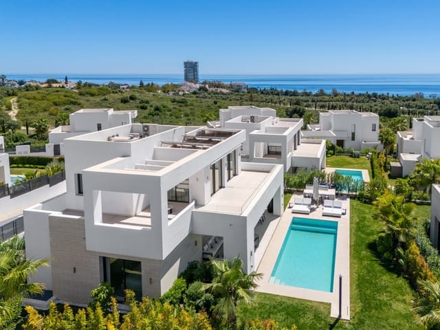 5 sypialnia Willa na sprzedaż w Marbella z basenem garażem - 3 095 000 € (Ref: 9788256)