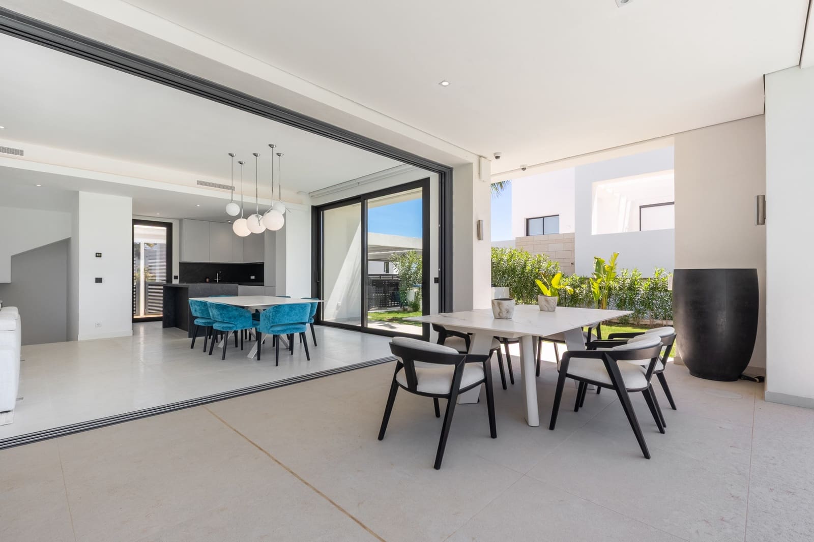 5 soveværelse Villa til salg i Marbella med swimmingpool garage - € 3.095.000 (Ref: 9788256)