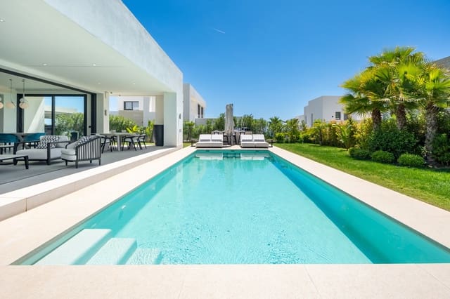 5 soveværelse Villa til salg i Marbella med swimmingpool garage - € 3.095.000 (Ref: 9788256)