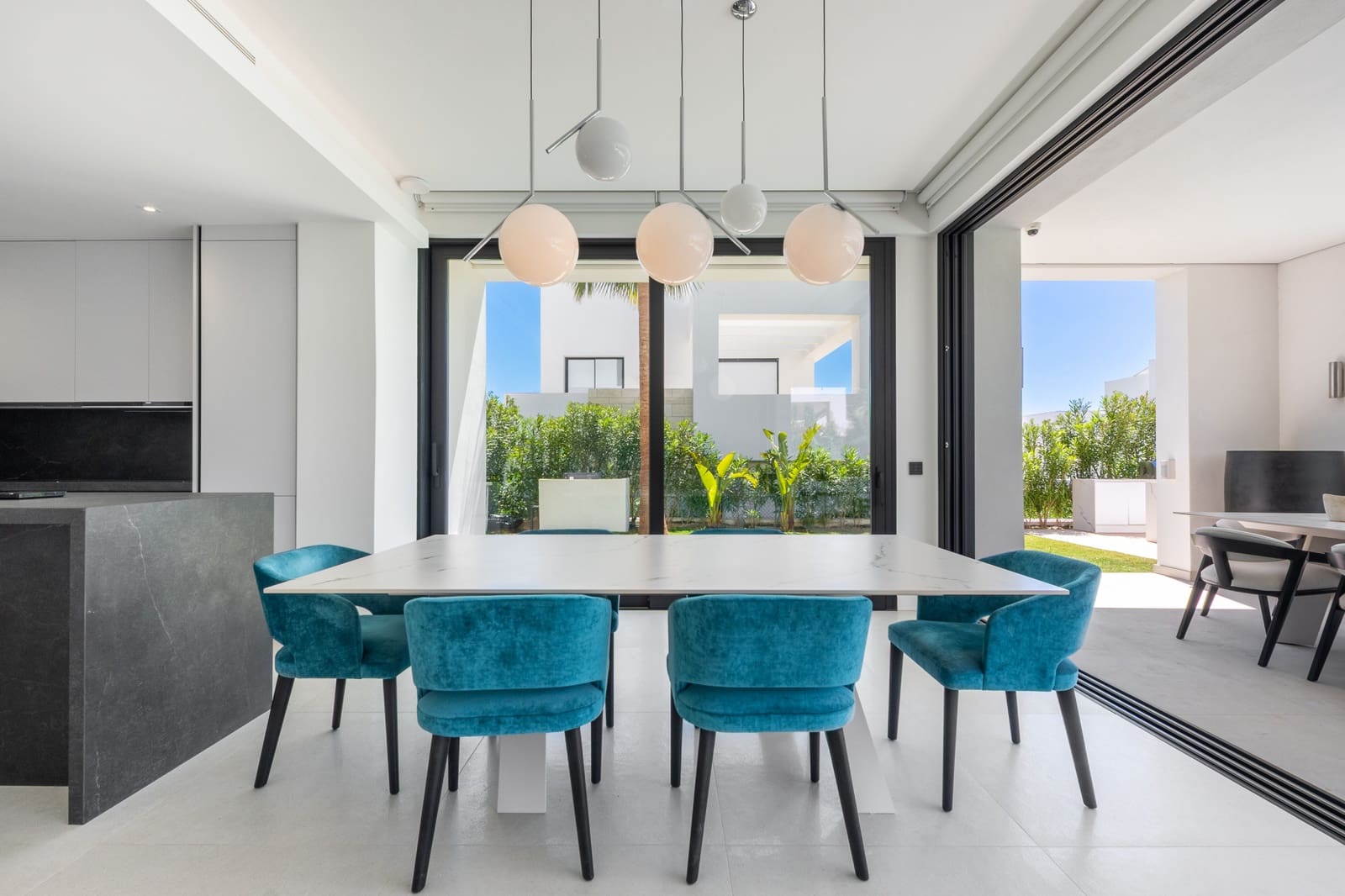 5 soveværelse Villa til salg i Marbella med swimmingpool garage - € 3.095.000 (Ref: 9788256)