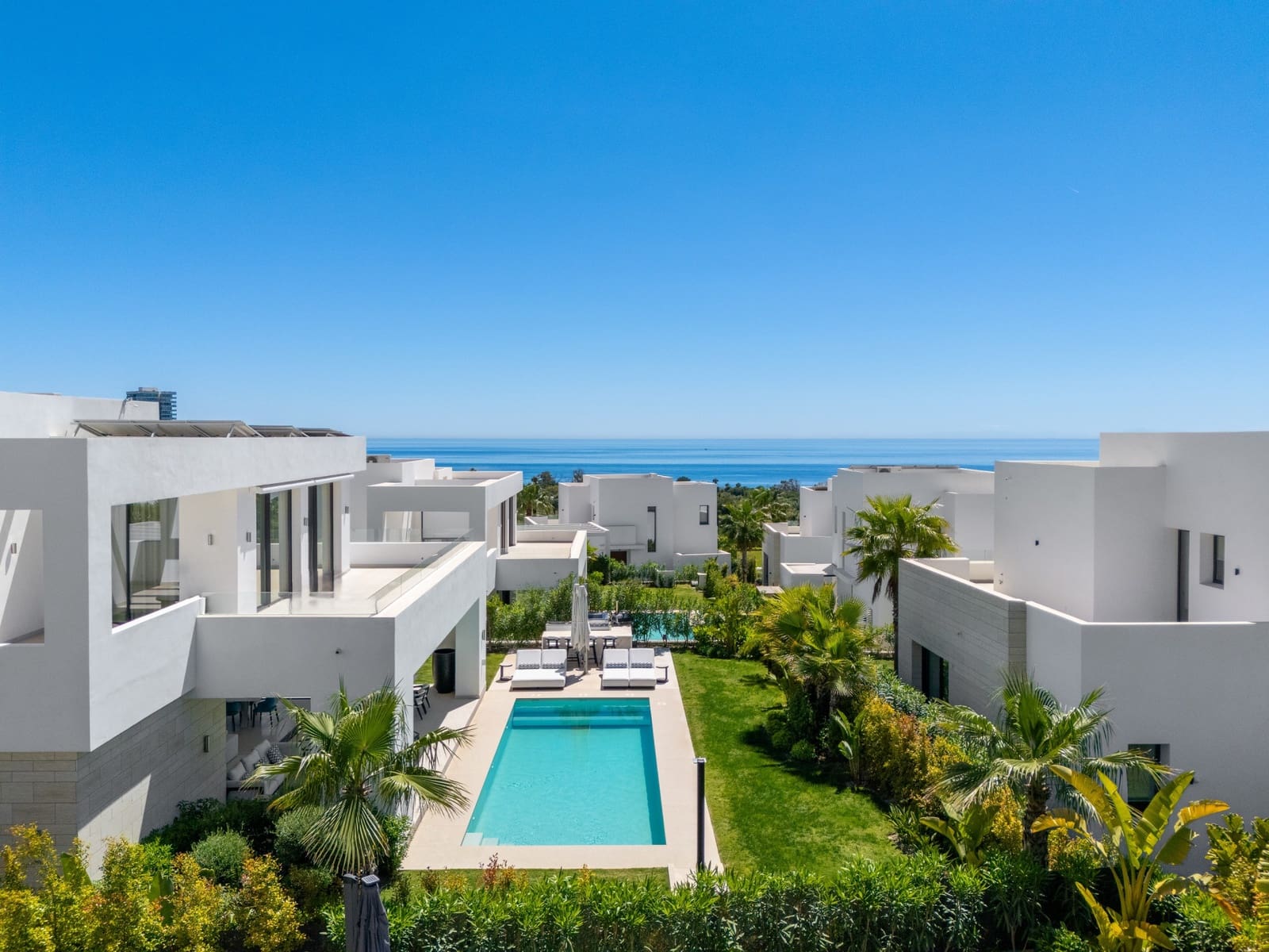 5 soveværelse Villa til salg i Marbella med swimmingpool garage - € 3.095.000 (Ref: 9788256)
