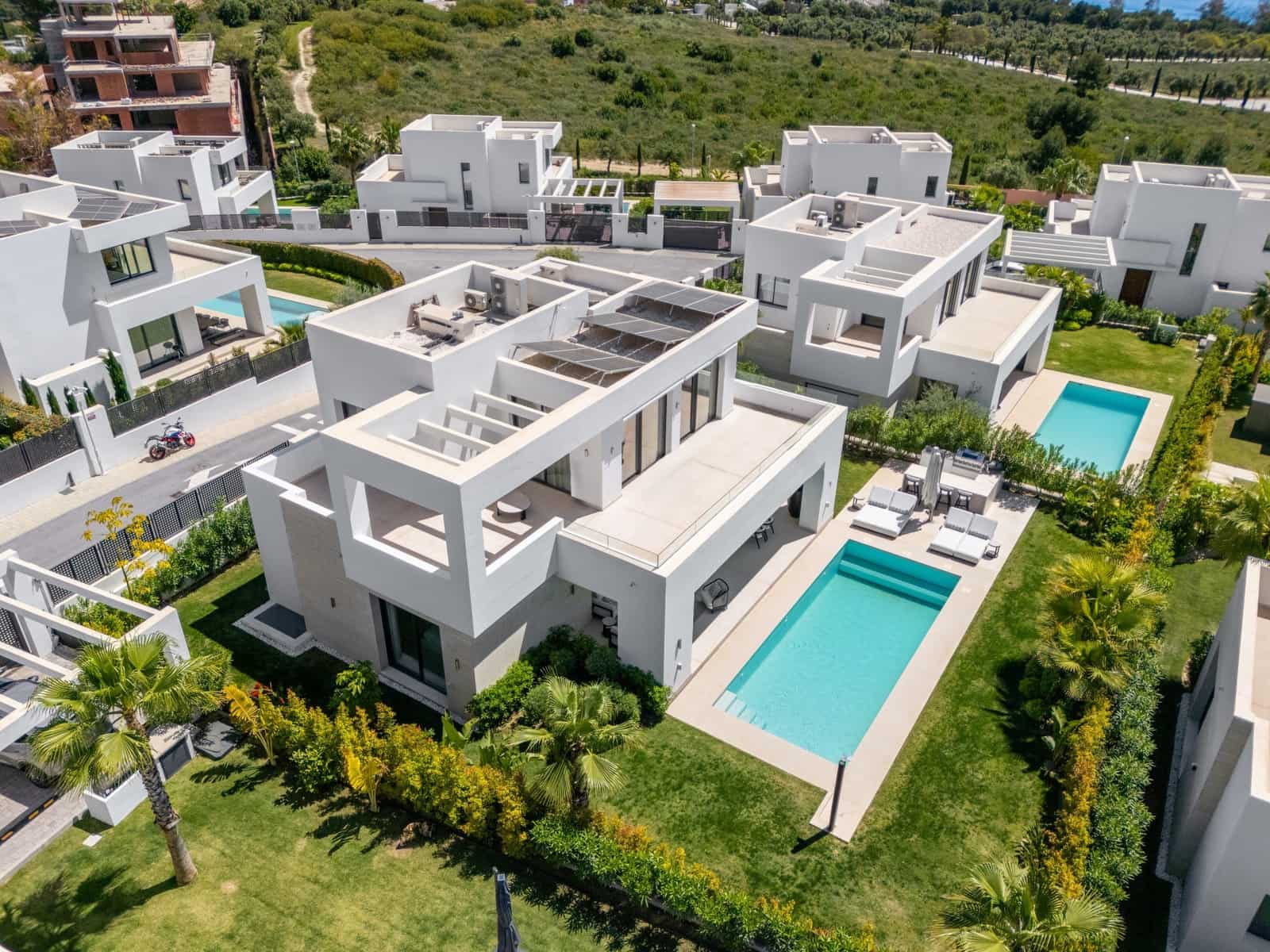 5 soveværelse Villa til salg i Marbella med swimmingpool garage - € 3.095.000 (Ref: 9788256)