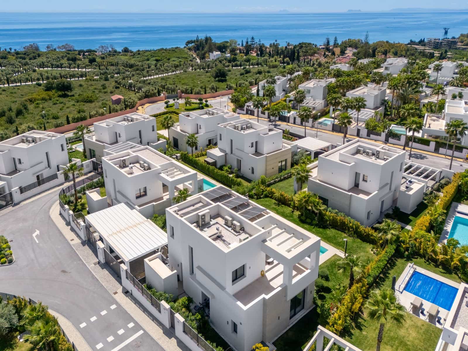 5 soveværelse Villa til salg i Marbella med swimmingpool garage - € 3.095.000 (Ref: 9788256)