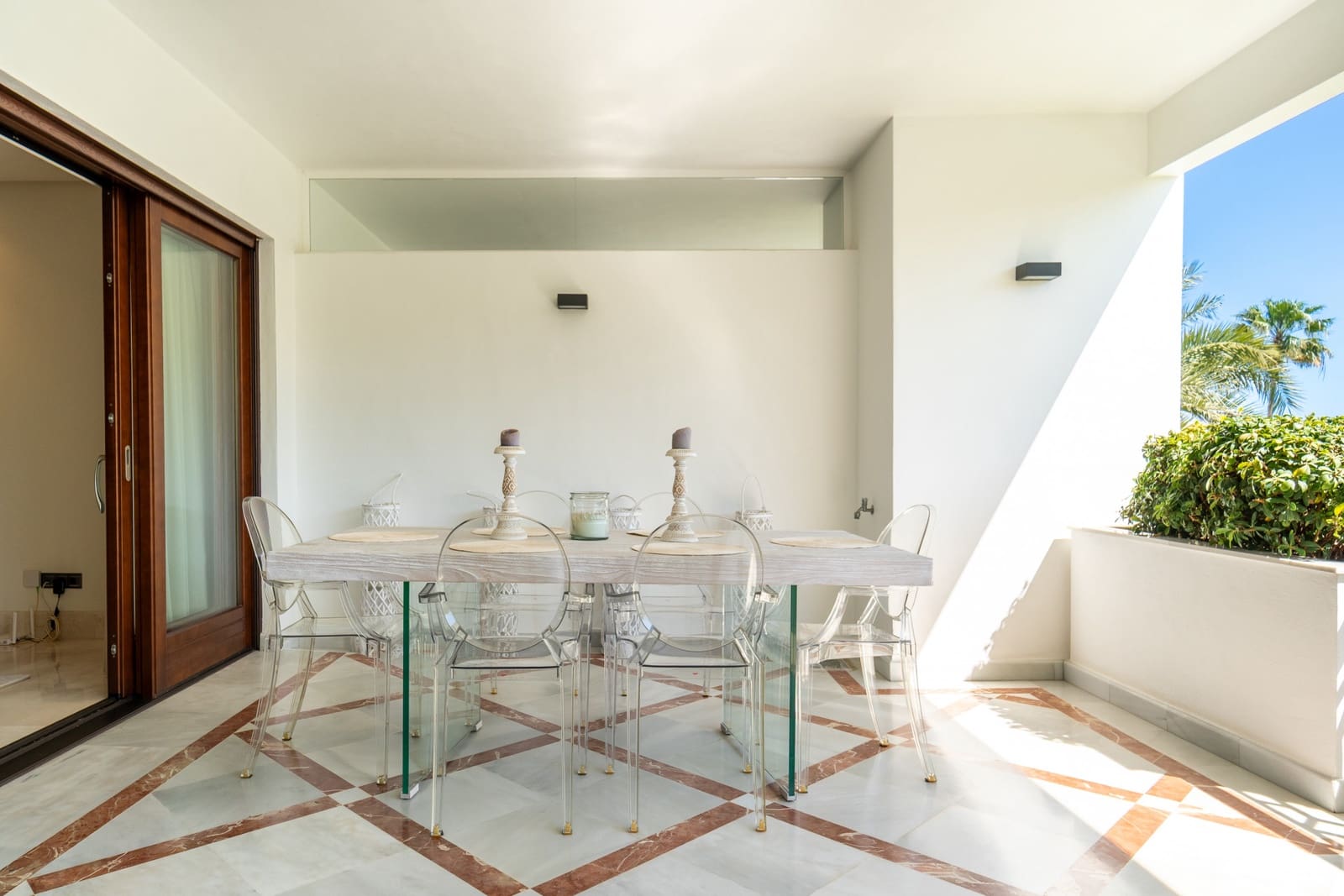 2 soveværelse Lejlighed til salg i Estepona med swimmingpool garage - € 1.390.000 (Ref: 9788257)