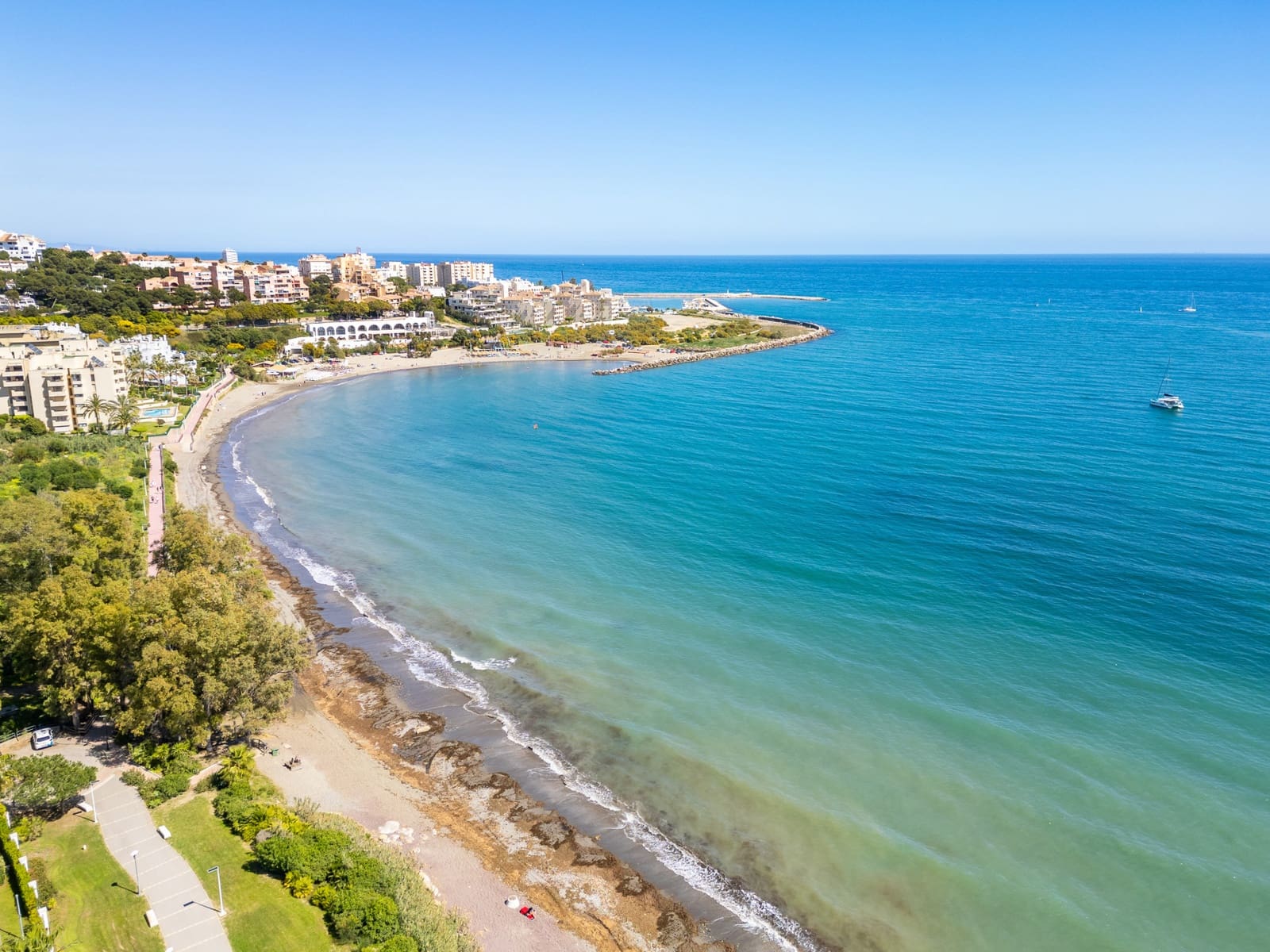 2 soveværelse Lejlighed til salg i Estepona med swimmingpool garage - € 1.390.000 (Ref: 9788257)