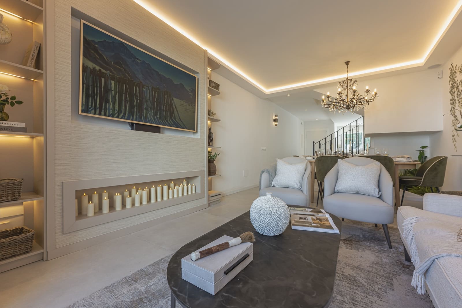 4 chambre Maison de Ville à vendre à Marbella avec piscine - 895 000 € (Ref: 9788258)