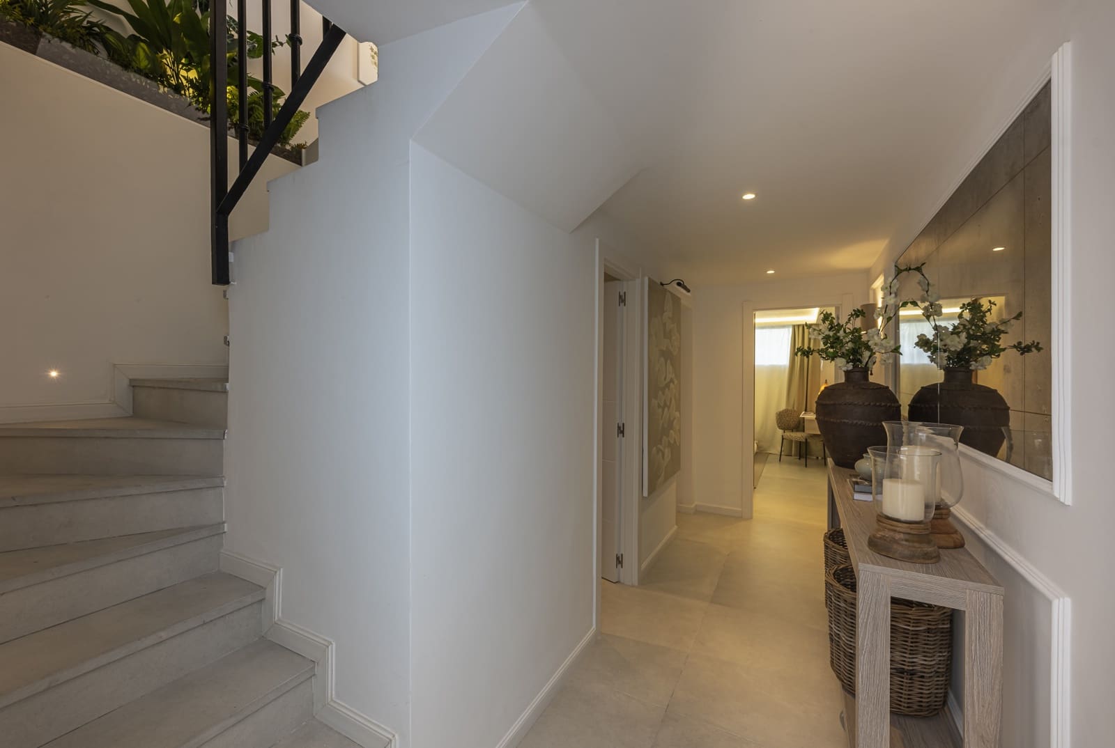 4 chambre Maison de Ville à vendre à Marbella avec piscine - 895 000 € (Ref: 9788258)