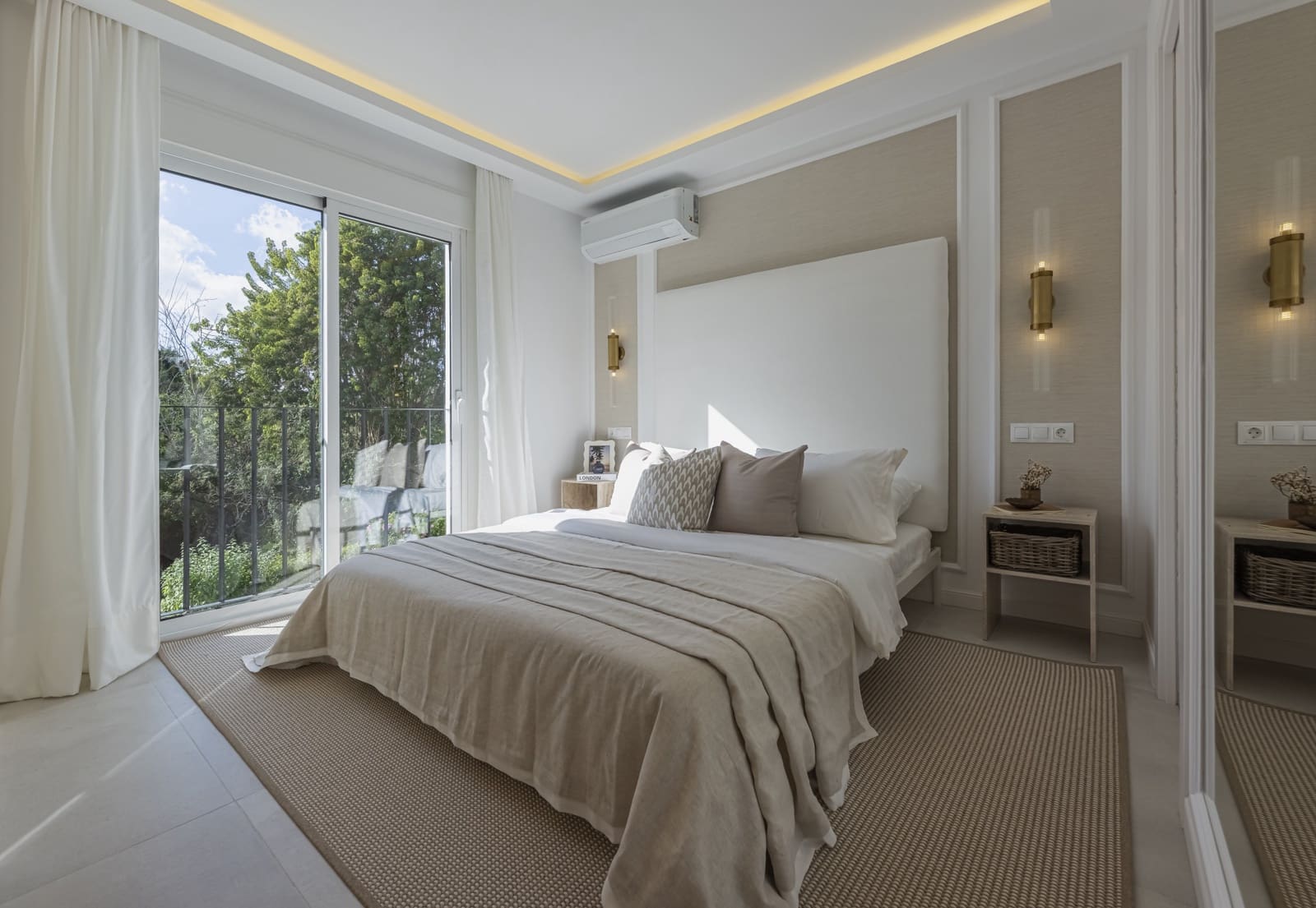4 chambre Maison de Ville à vendre à Marbella avec piscine - 895 000 € (Ref: 9788258)