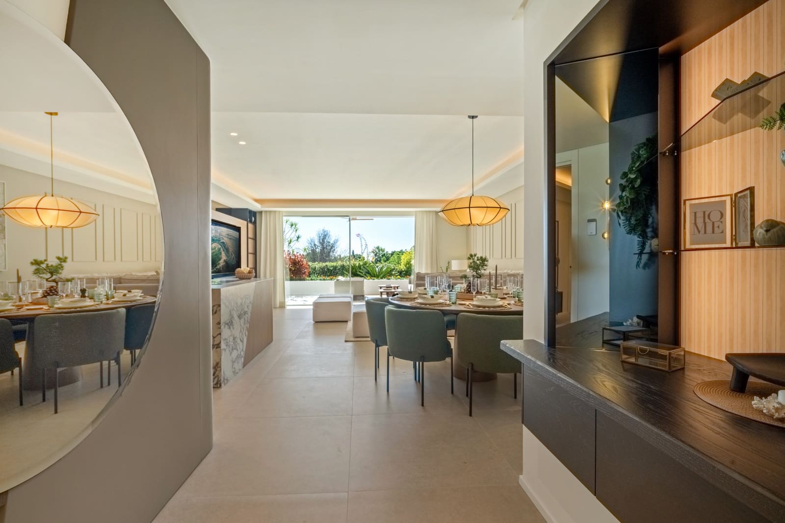 4 bedroom Apartment for sale in Marbella with pool garage - € 2,450,000 (Ref: 9790850)