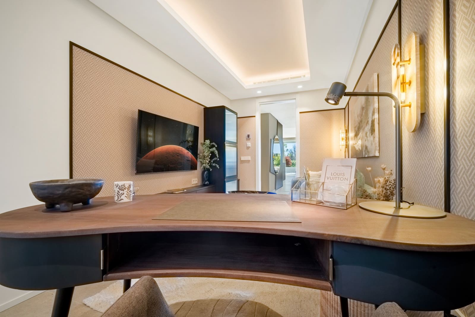 4 bedroom Apartment for sale in Marbella with pool garage - € 2,450,000 (Ref: 9790850)