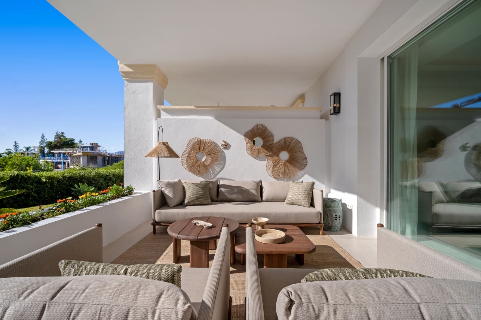 4 bedroom Apartment for sale in Marbella with pool garage - € 2,450,000 (Ref: 9790850)