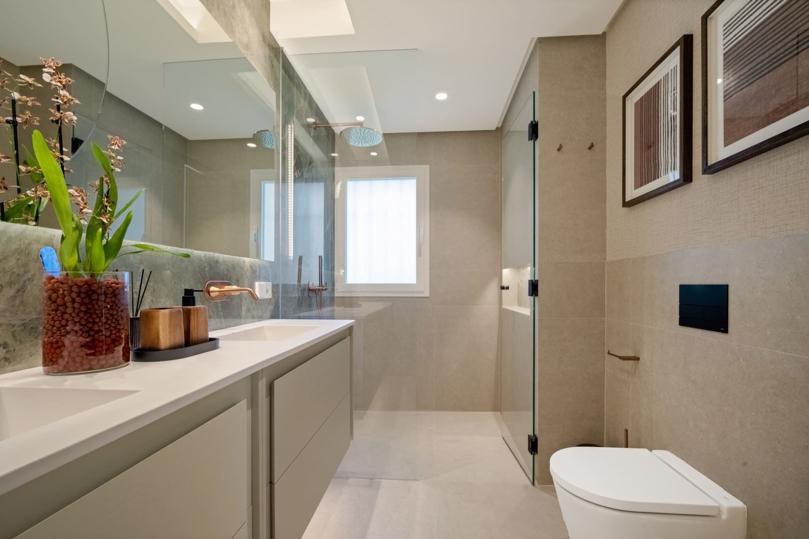 4 bedroom Apartment for sale in Marbella with pool garage - € 2,450,000 (Ref: 9790850)