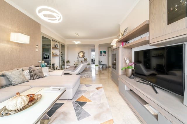 3 slaapkamer Penthouse te koop in Marbella met zwembad garage - € 1.600.000 (Ref: 9794380)