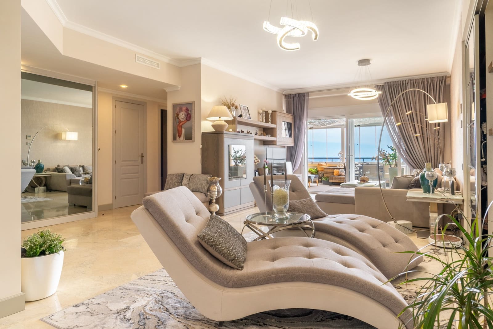 3 soverom Penthouse til salgs i Marbella med svømmebasseng garasje - € 1 600 000 (Ref: 9794380)