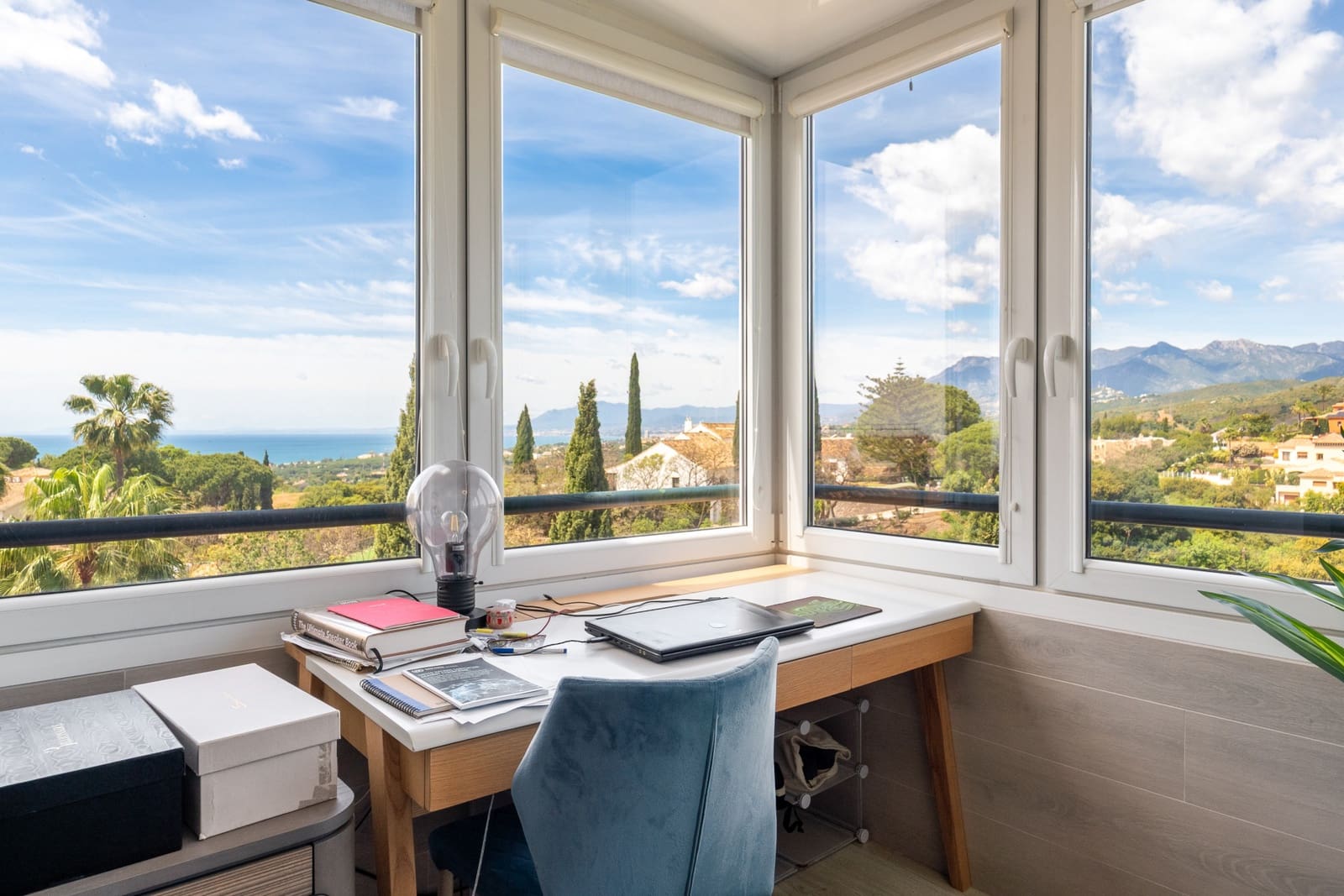3 soverom Penthouse til salgs i Marbella med svømmebasseng garasje - € 1 600 000 (Ref: 9794380)