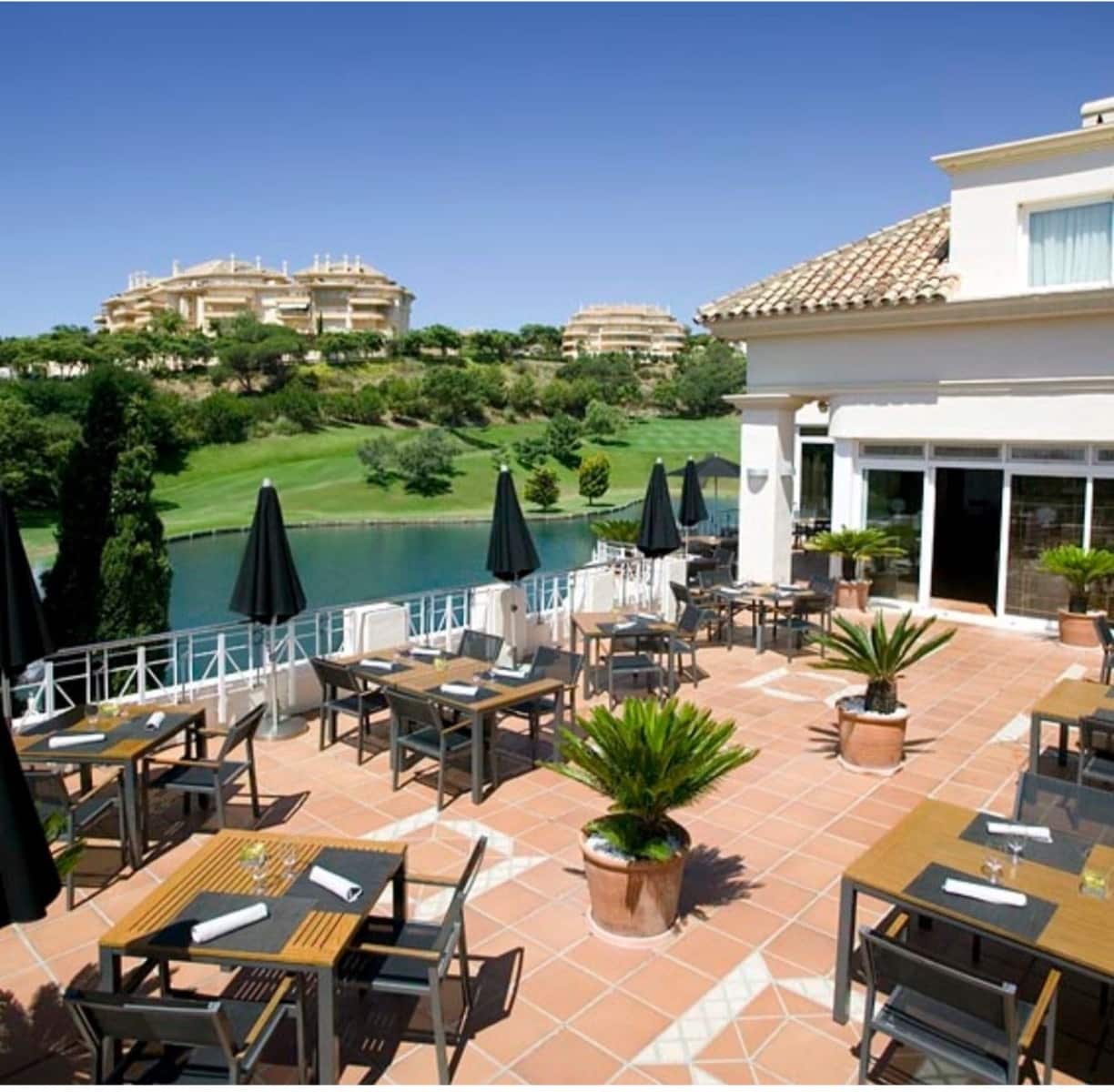 3 soverom Penthouse til salgs i Marbella med svømmebasseng garasje - € 1 600 000 (Ref: 9794380)