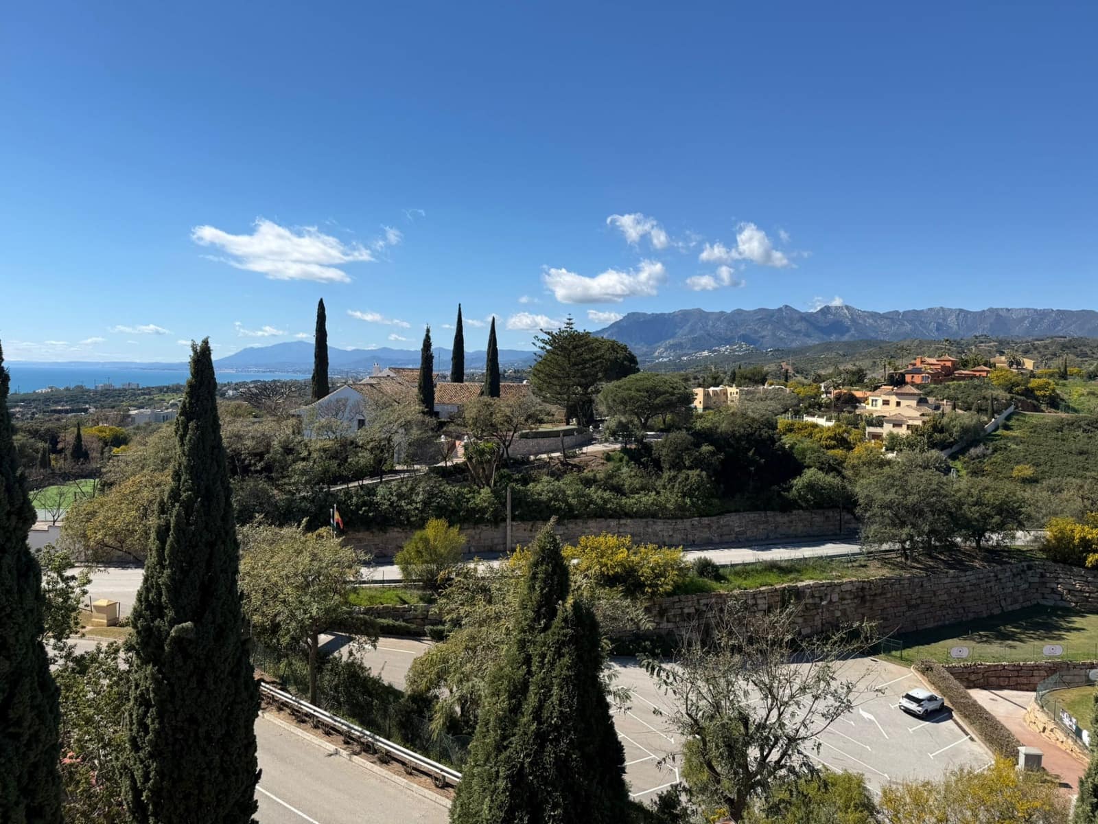 3 soverom Penthouse til salgs i Marbella med svømmebasseng garasje - € 1 600 000 (Ref: 9794380)