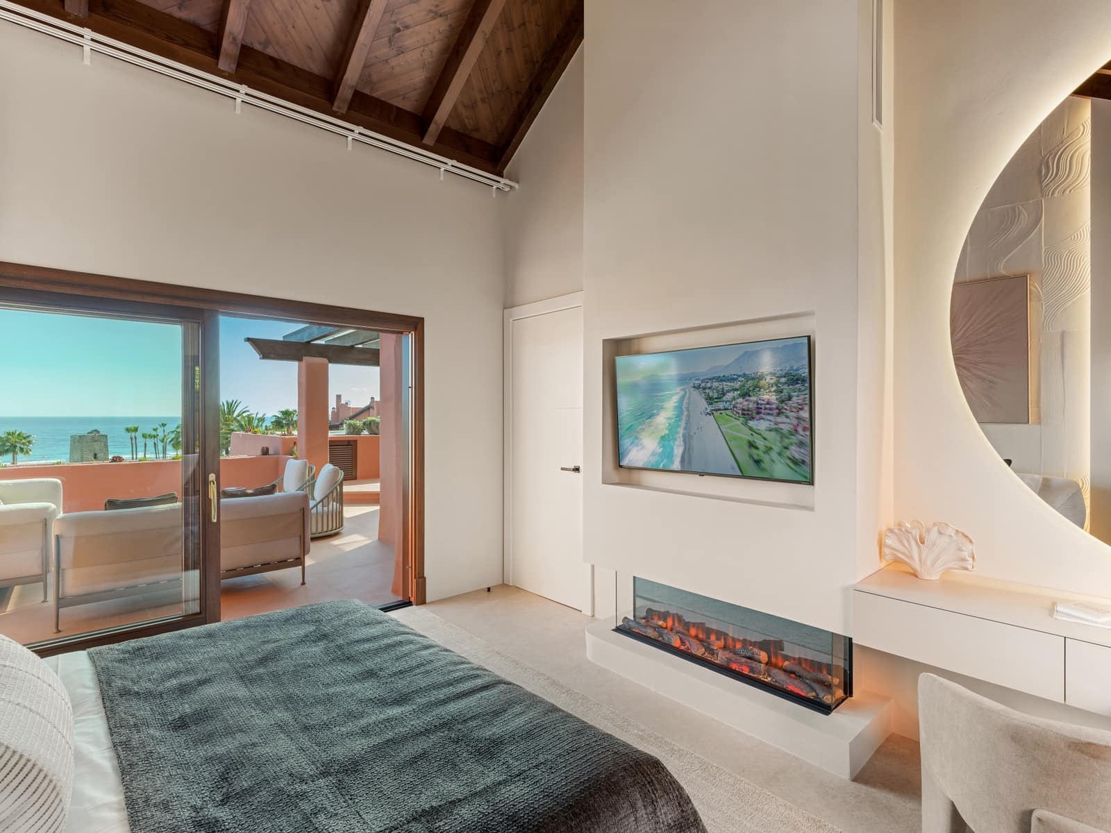 3 makuuhuone Kattohuoneisto myytävänä paikassa Estepona mukana uima-altaan 
autotalli - 4 500 000 € (Ref: 9799053)