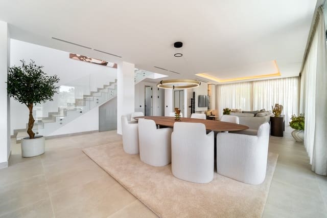 5 sypialnia Willa na sprzedaż w Marbella z basenem garażem - 4 600 000 € (Ref: 9806300)