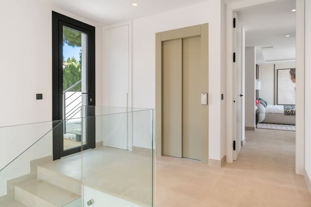 5 sypialnia Willa na sprzedaż w Marbella z basenem garażem - 4 600 000 € (Ref: 9806300)
