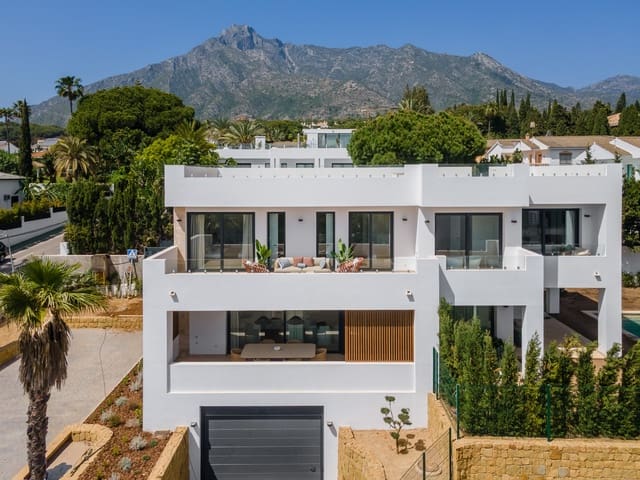 5 sypialnia Willa na sprzedaż w Marbella z basenem garażem - 4 600 000 € (Ref: 9806300)