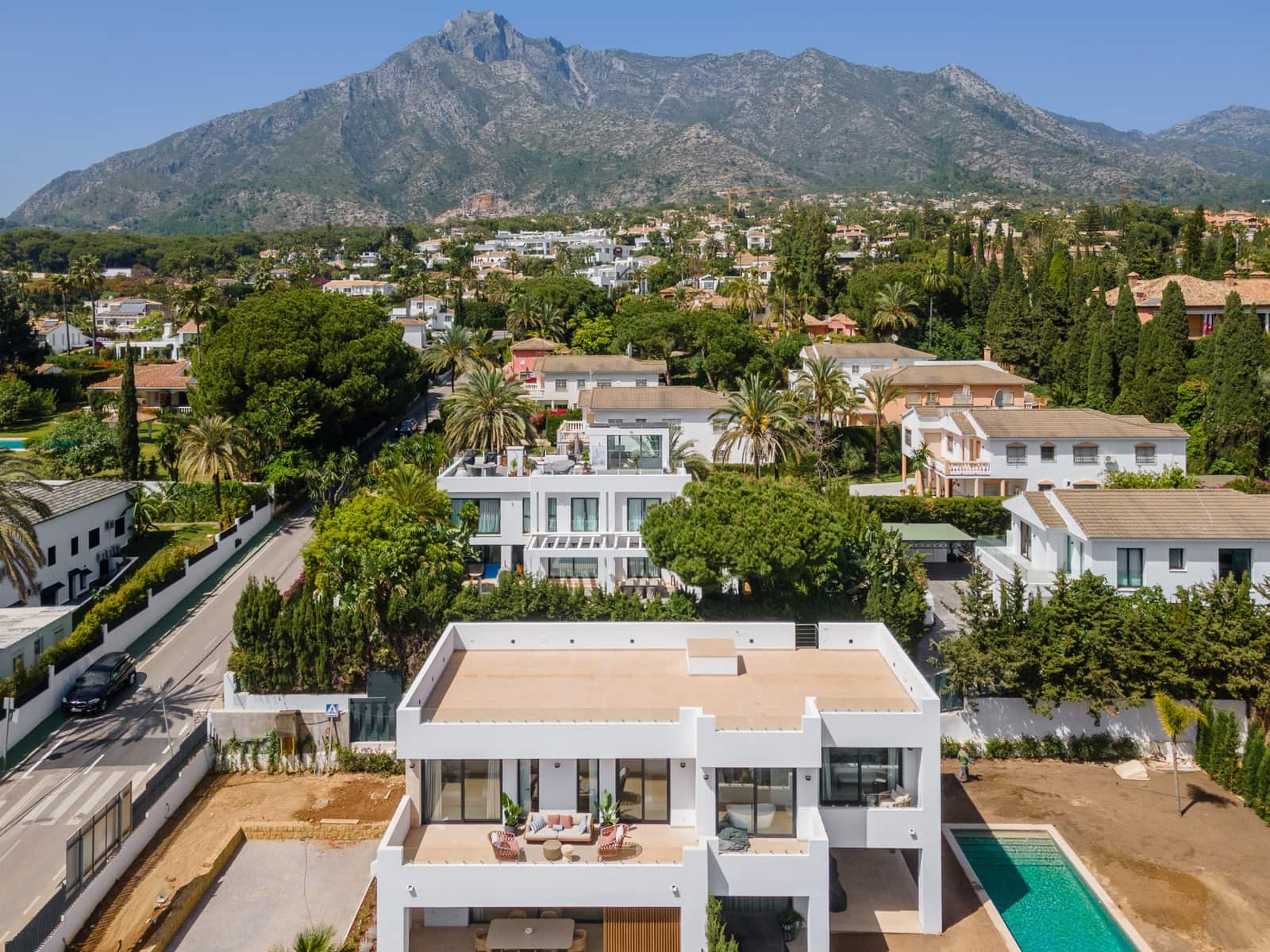 5 sypialnia Willa na sprzedaż w Marbella z basenem garażem - 4 600 000 € (Ref: 9806300)