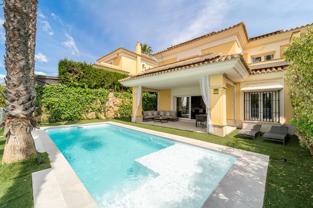 4 bedroom Semi-detached Villa for sale in Marbella with pool garage - € 1,485,000 (Ref: 9806301)