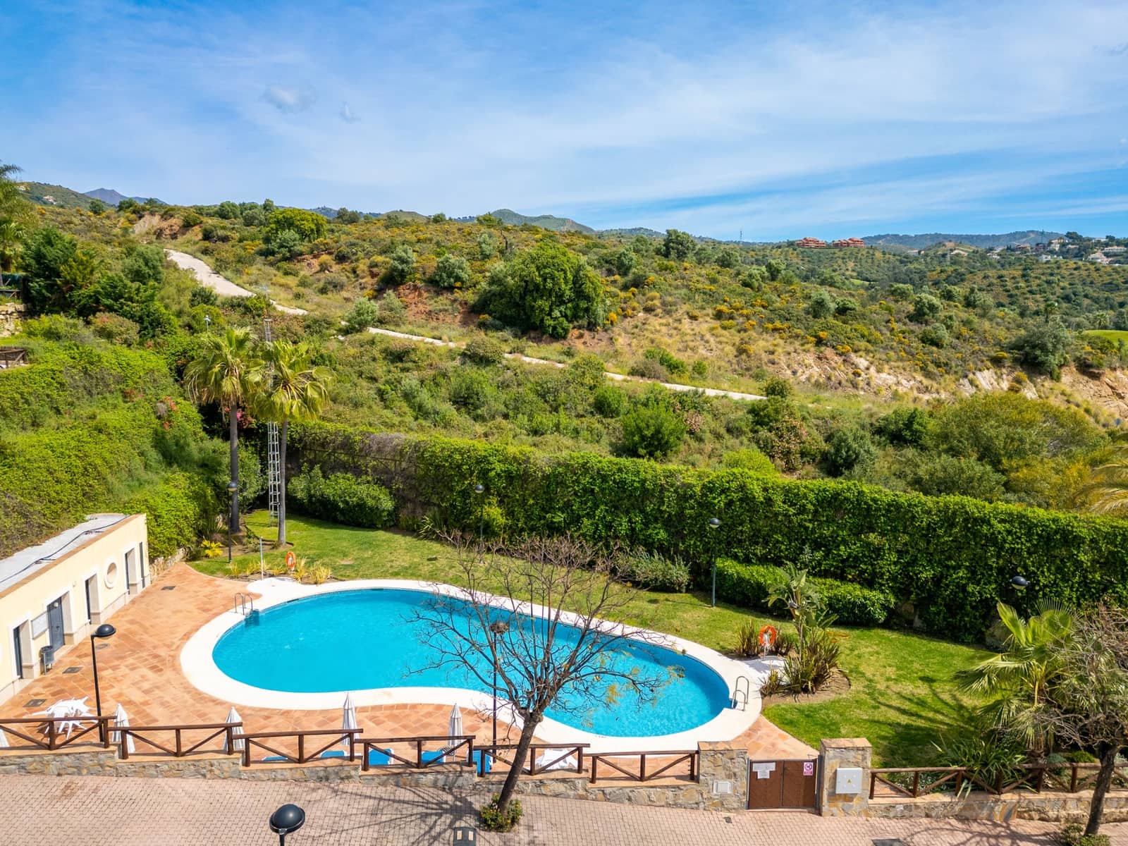 4 bedroom Semi-detached Villa for sale in Marbella with pool garage - € 1,485,000 (Ref: 9806301)