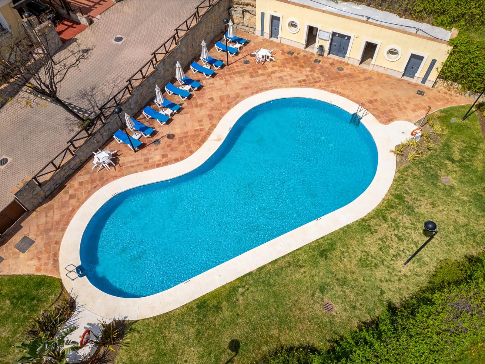 4 bedroom Semi-detached Villa for sale in Marbella with pool garage - € 1,485,000 (Ref: 9806301)