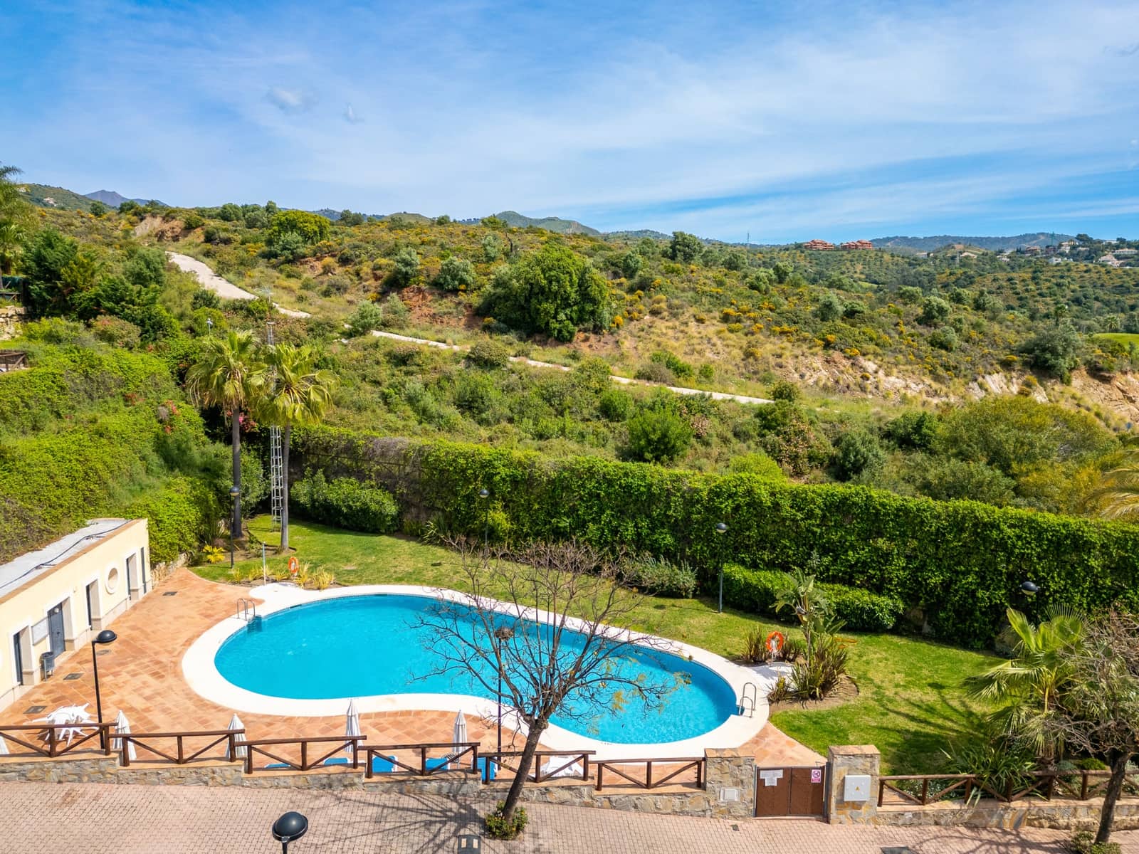 4 bedroom Semi-detached Villa for sale in Marbella with pool garage - € 1,495,000 (Ref: 9806301)