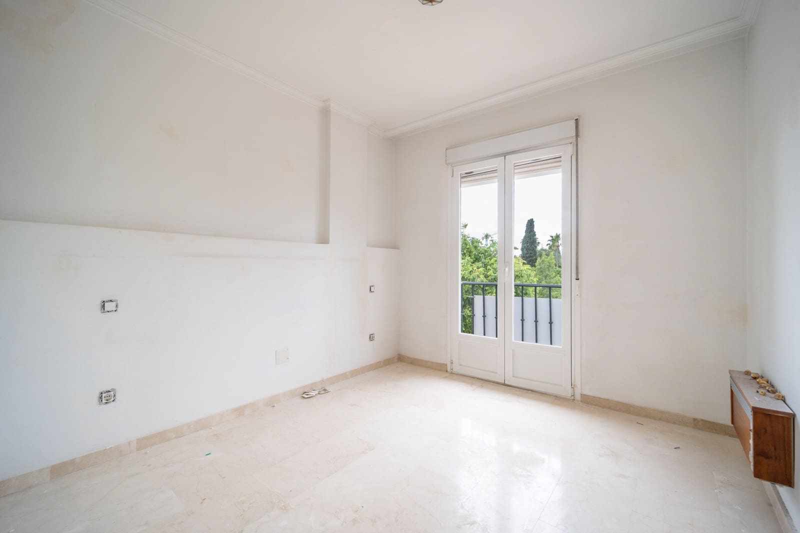 3 soverom Hus til salgs i Marbella med svømmebasseng garasje - € 790 000 (Ref: 9820261)