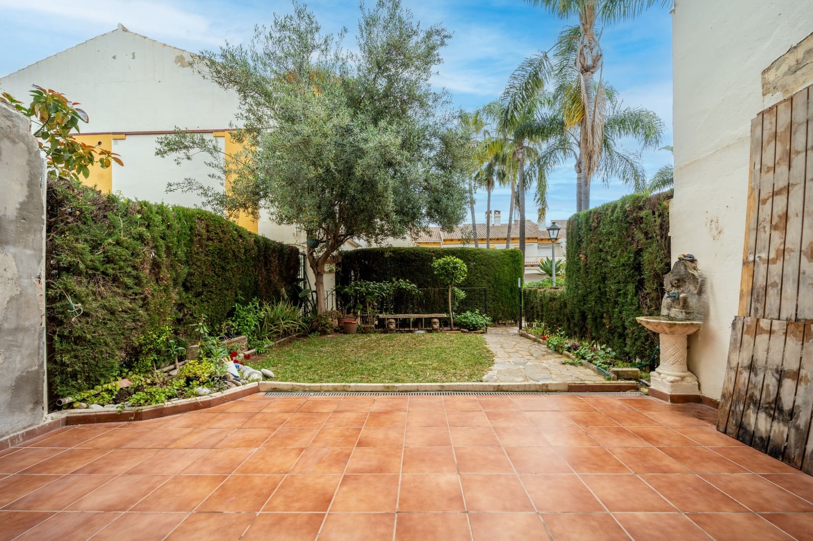 3 soverom Hus til salgs i Marbella med svømmebasseng garasje - € 790 000 (Ref: 9820261)