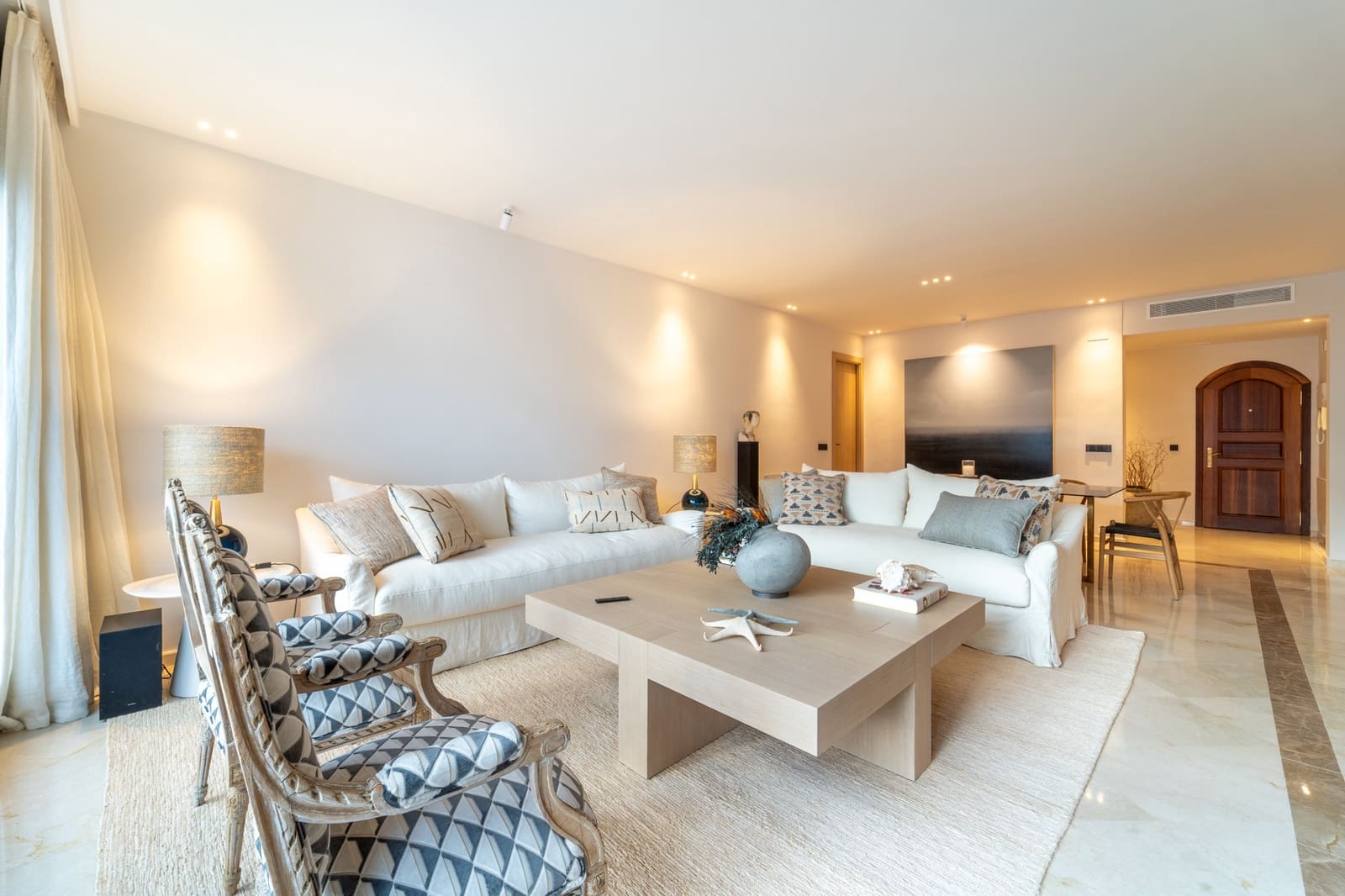 3 bedroom Apartment for holiday rental in Marbella with pool garage - € 6,000 (Ref: 9824140)