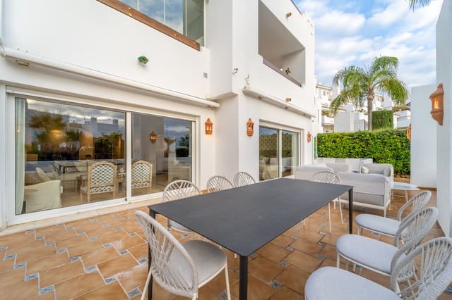   3 soveværelse   ferieLejlighed i Marbella med   swimmingpool  garage  - € 6.000 (Ref: 9824140)