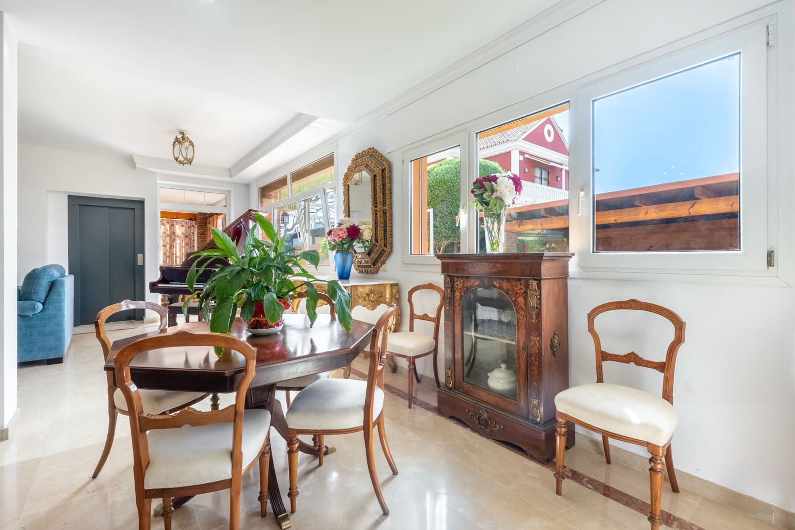 4 slaapkamer Villa te koop in San Pedro de Alcantara met zwembad garage - € 1.850.000 (Ref: 9824807)