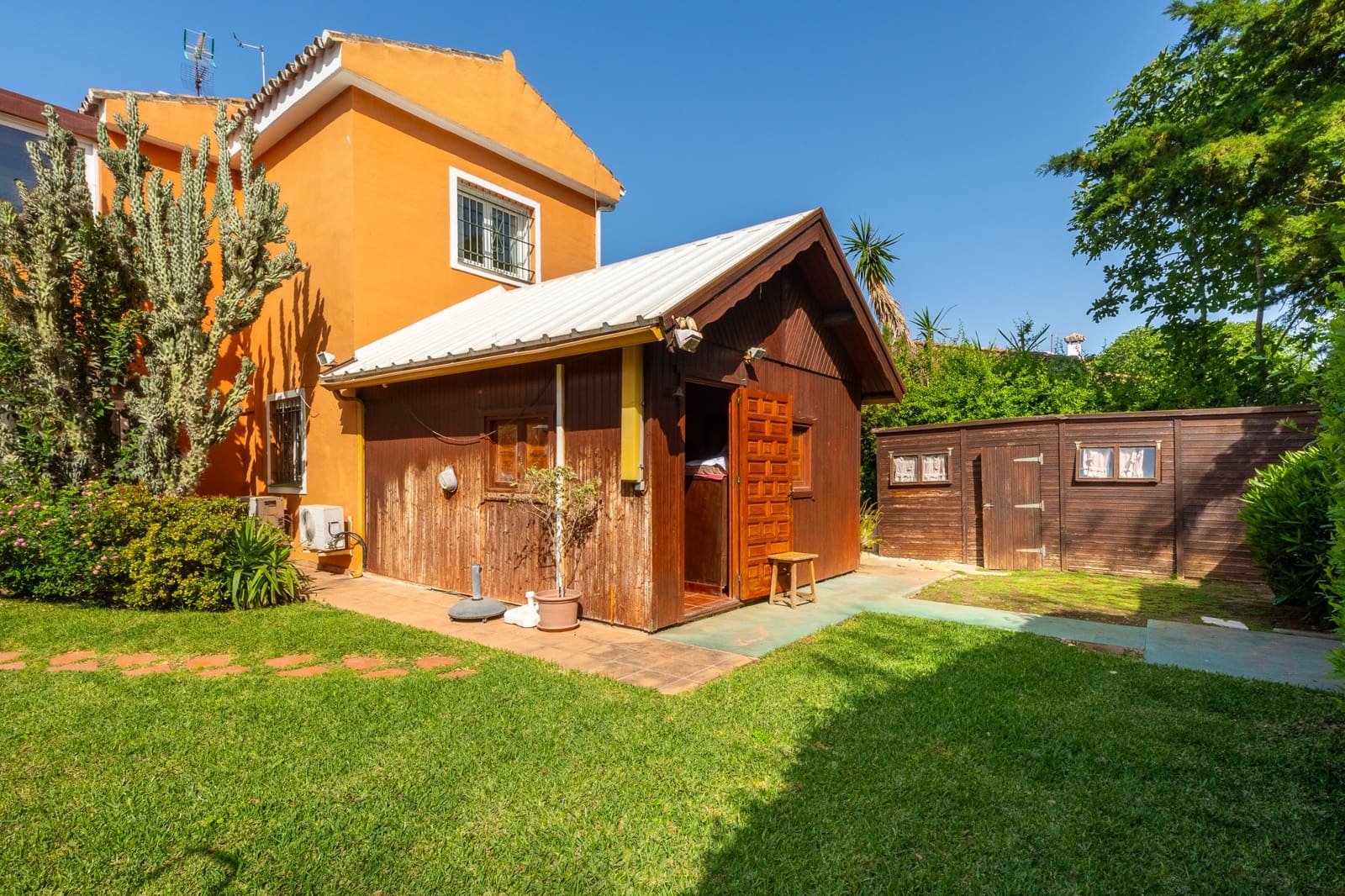 4 slaapkamer Villa te koop in San Pedro de Alcantara met zwembad garage - € 1.850.000 (Ref: 9824807)