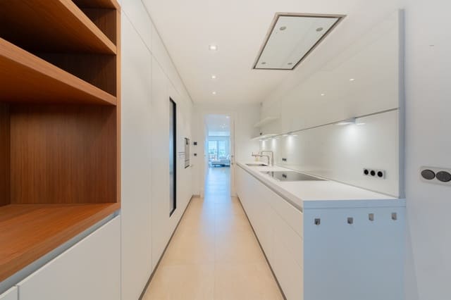 2 chambre Appartement à vendre à Seghers, Estepona avec piscine garage - 1 295 000 € (Ref: 9824808)