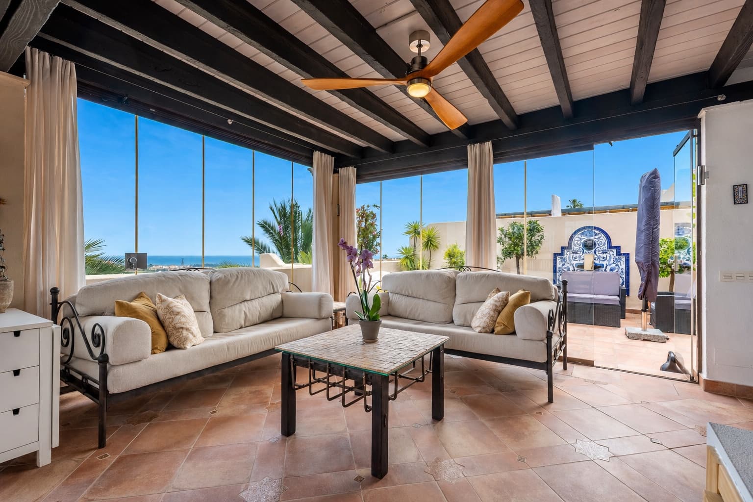 3 bedroom Penthouse for sale in El Paraiso with pool garage - € 1,595,000 (Ref: 9831084)