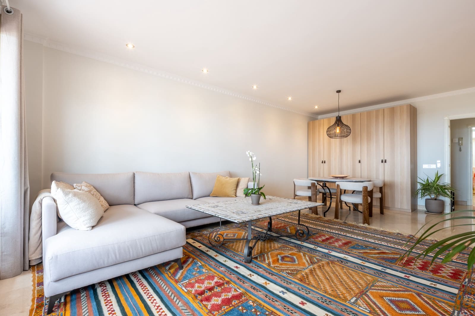 3 bedroom Penthouse for sale in El Paraiso with pool garage - € 1,595,000 (Ref: 9831084)