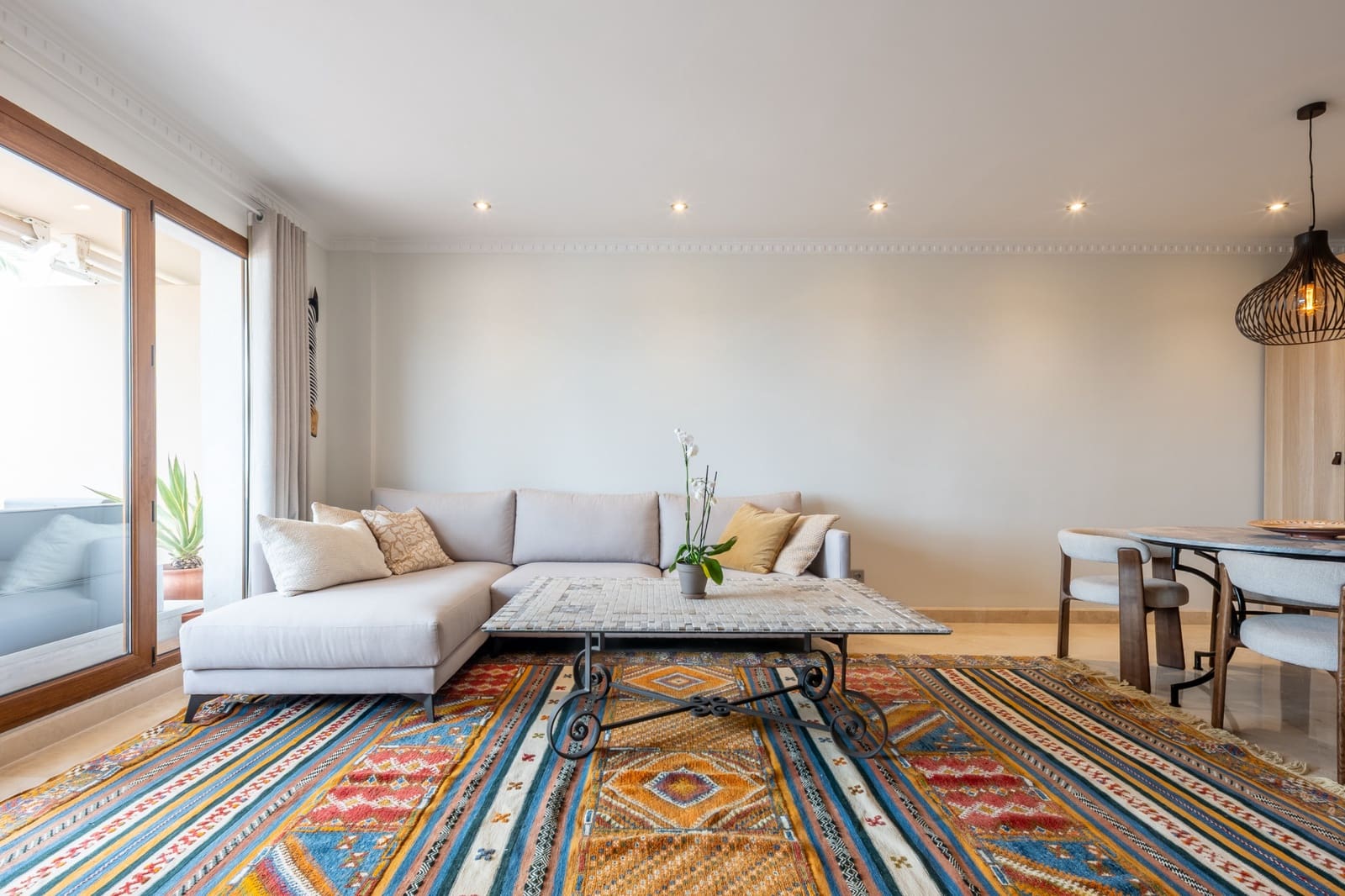 3 bedroom Penthouse for sale in El Paraiso with pool garage - € 1,595,000 (Ref: 9831084)