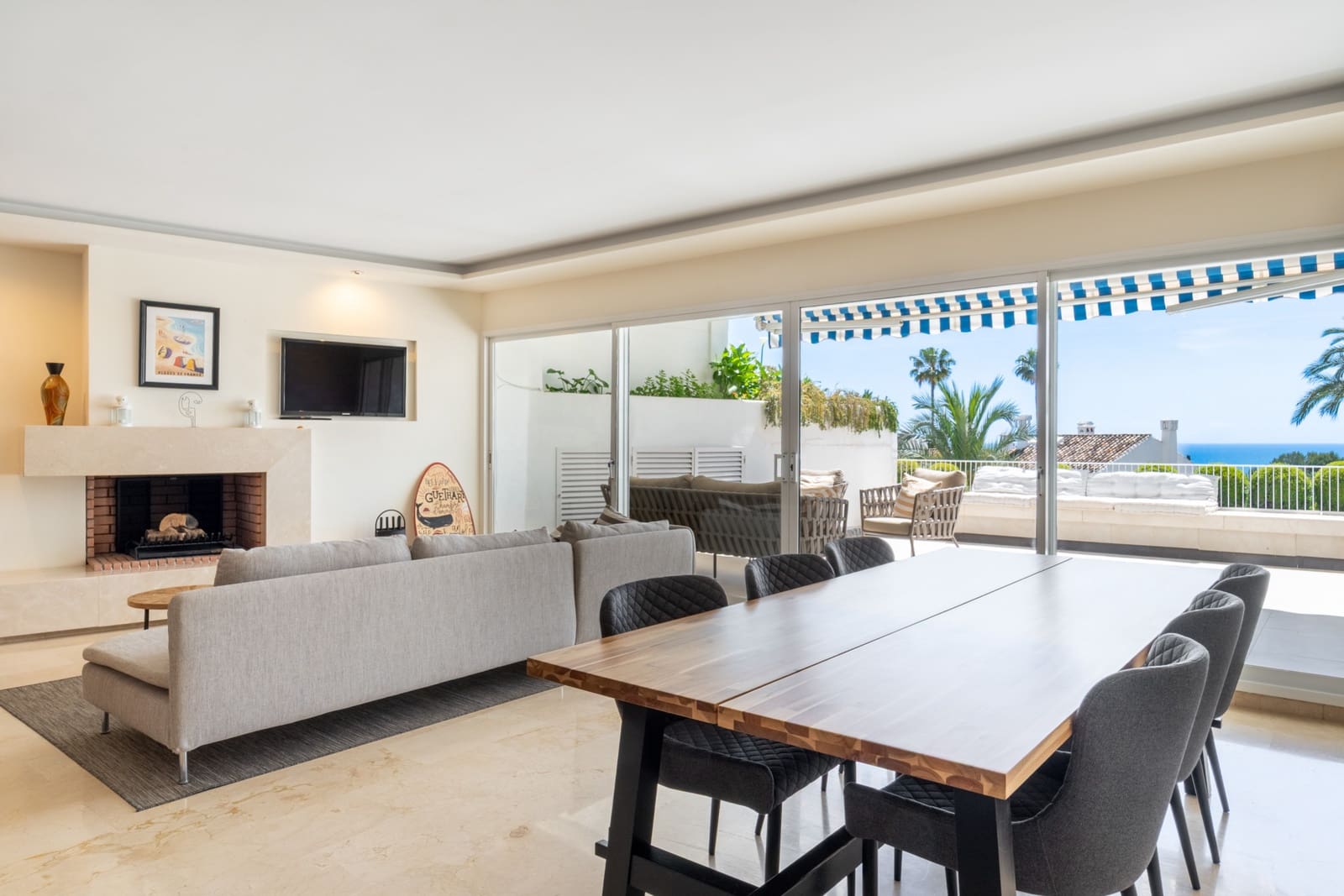 2 soveværelse Lejlighed til leje i Marbella med swimmingpool garage - € 4.000 (Ref: 9832285)